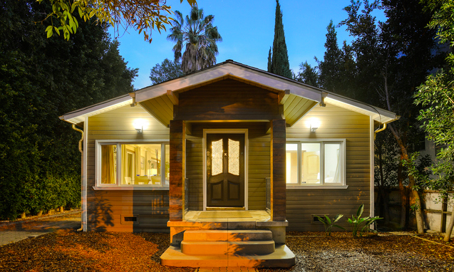 New Listing: 634 Huntley - WeHo Bungalow