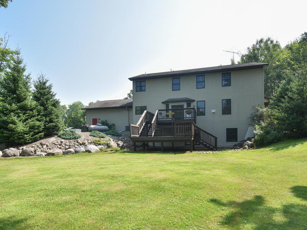 Welcome to 17351 IVY ROAD MILACA MN 56353