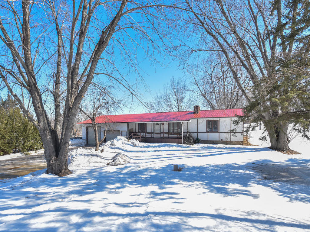 Great First Time Buyer Option in Mora MN Just Listed