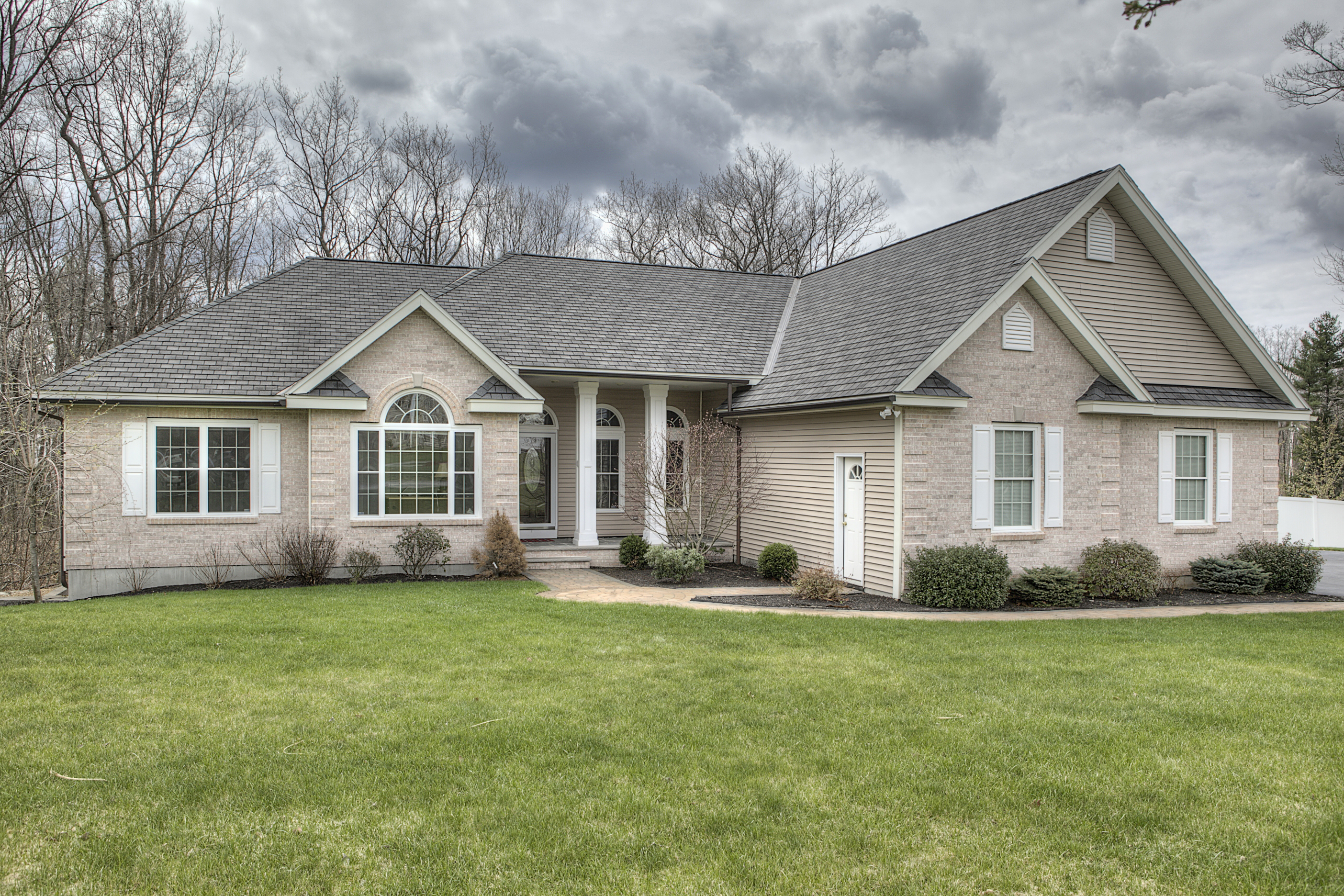 Single Level Living!