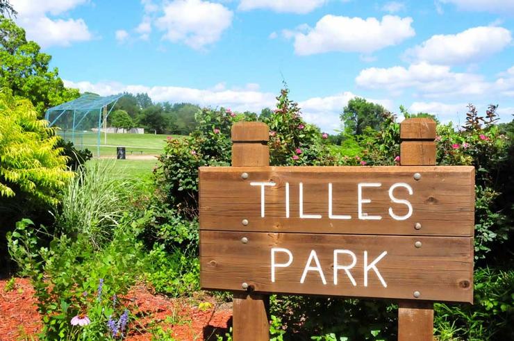 Tilles park sign