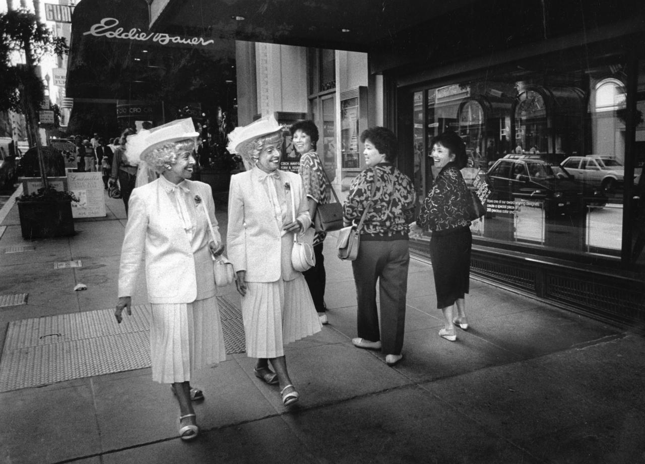 NOB HILL TWINS MARIAN & VIVIAN BROWN