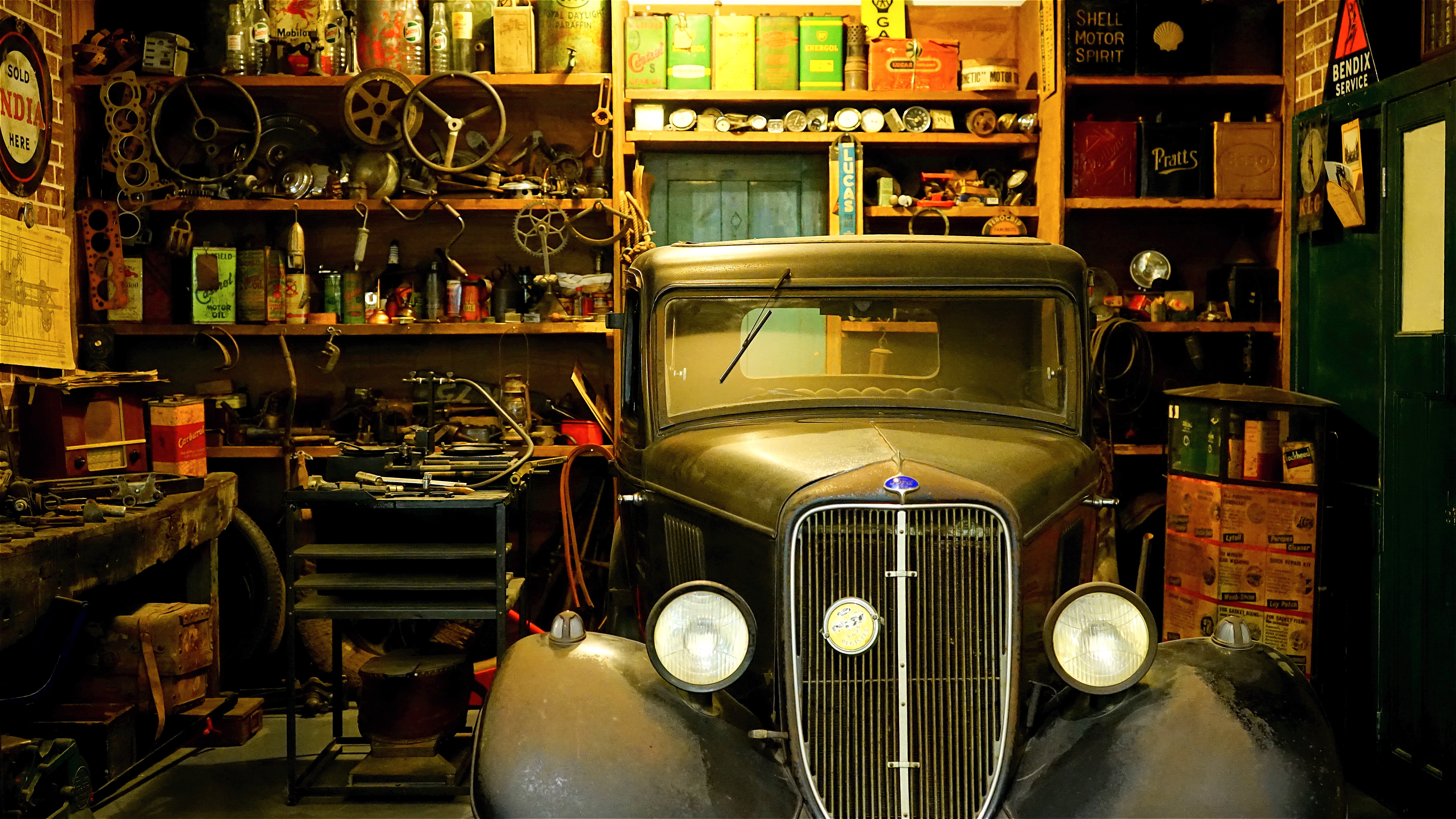 Space Saving Tips for your Garage