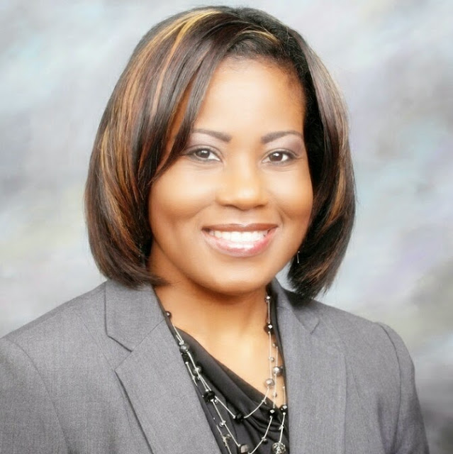 Monique Mitchell CalBRE #01960688