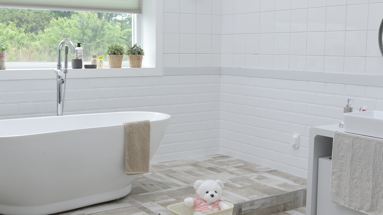Three Handy Home Staging Tips That Will Help You Display Your Home in the Best Light
