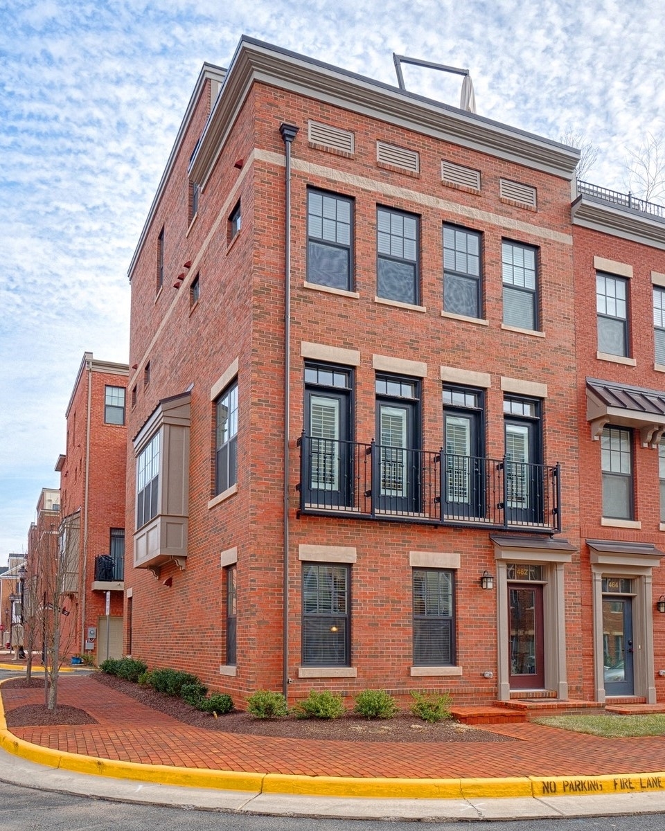 Do You Know The Key Differences Between a Conventional, FHA, and VA Loan?