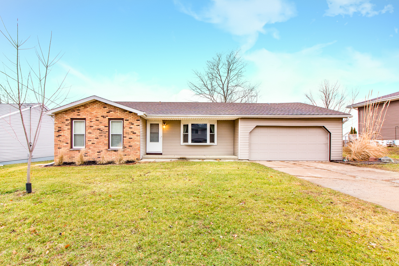 SOLD – 98.9% of List Price – 631 Kerfoot St., East Peoria