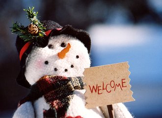 Holiday Hospitality Tips to Ease Seasonal Stress