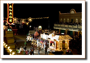 38th Annual Grapevine Parade of Lights!