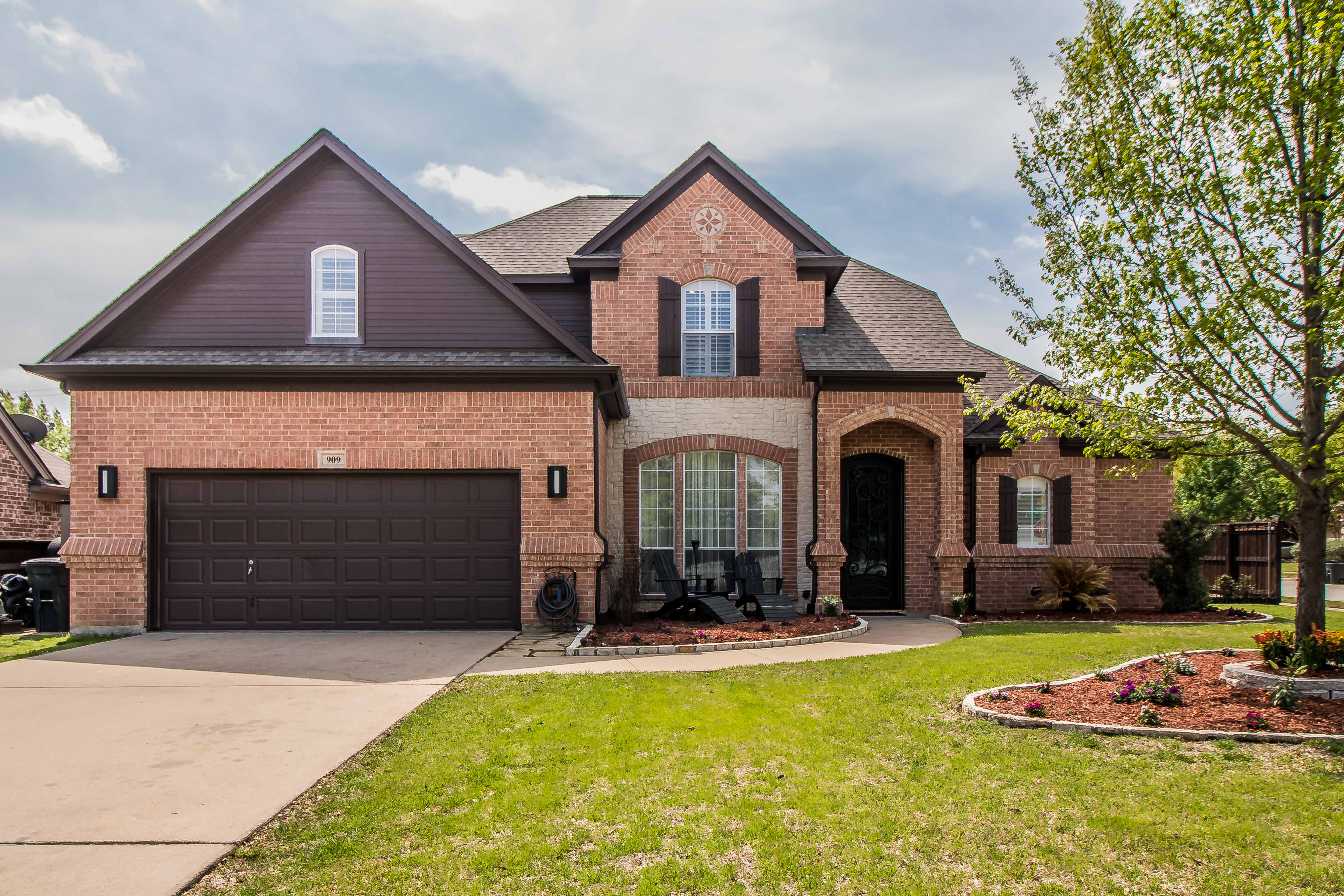 OPEN HOUSE | 12-2pm | Saturday, May 12th