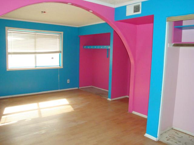 How to Pick Paint Colors to Fix Any Room's Quirks