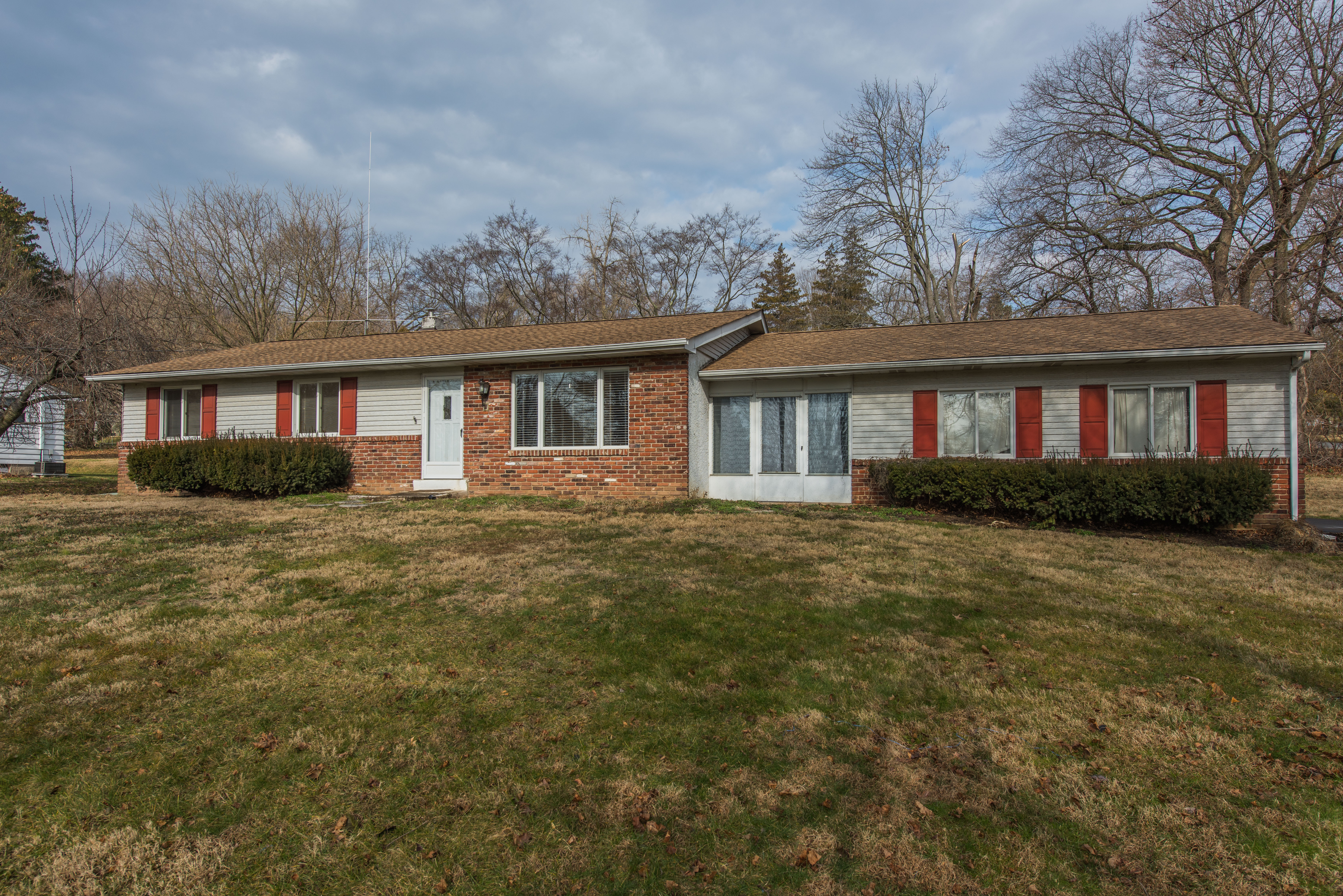 FOR SALE ** 3 Bedroom, 2 Bath Rancher in Langhorne Manor