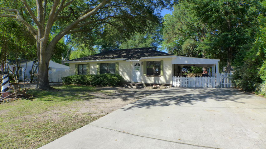 1479 Hindman Ave. Mount Pleasant, SC 29464