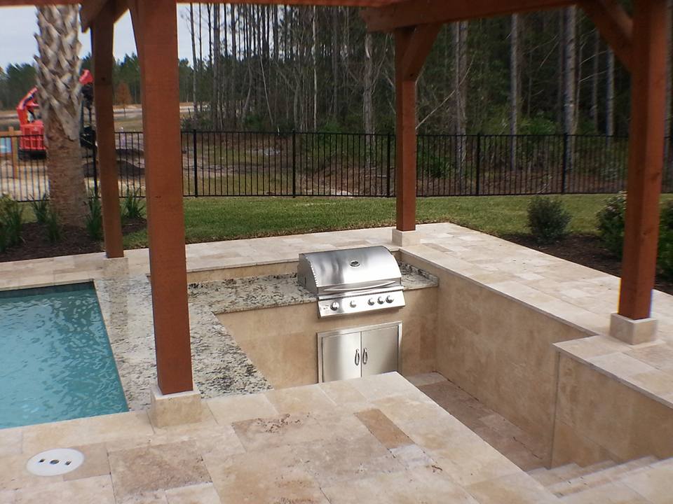 Poolside Sunken Outdoor Kitchen & Bar