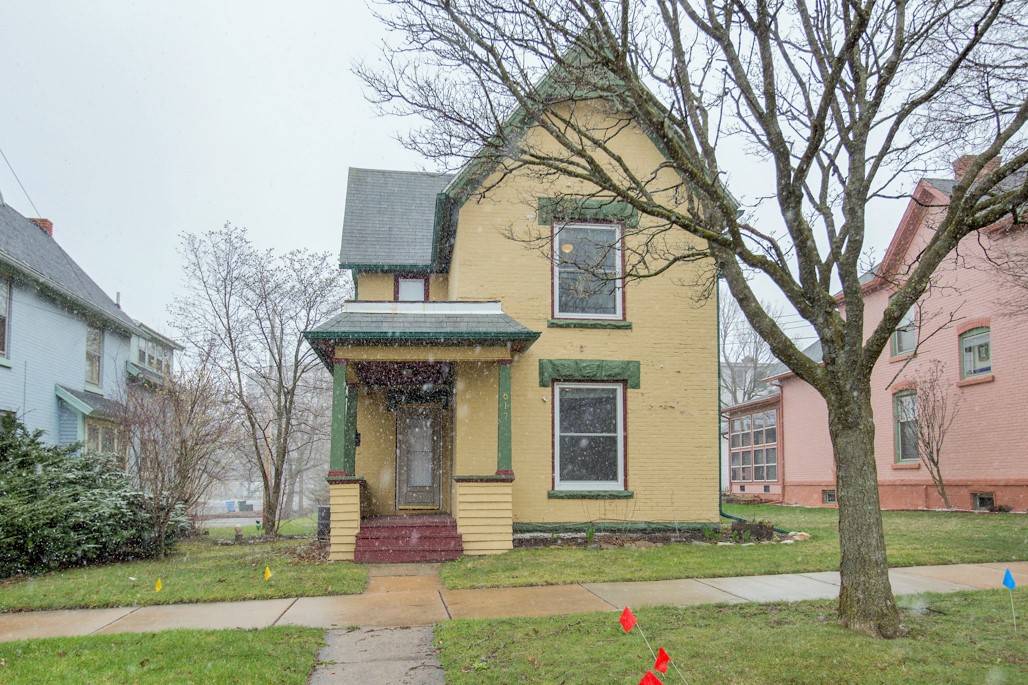 Fast and Stress free home sale in Lansing, MI