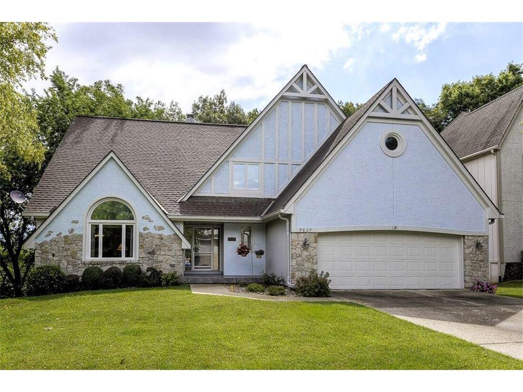 Lenexa Kansas Homes