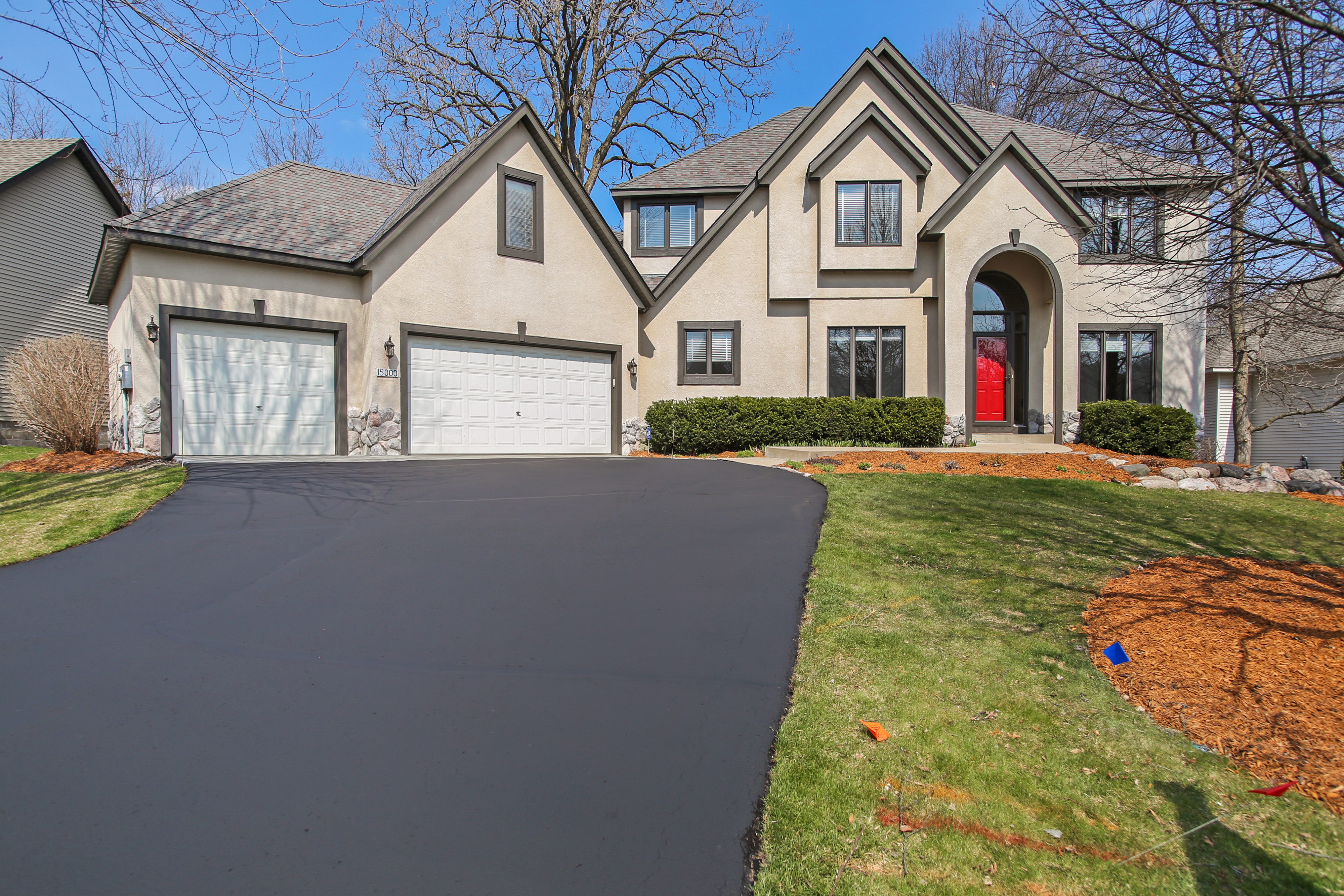 Stunning, Remodeled Two-Story with Picturesque Views of Credit River!