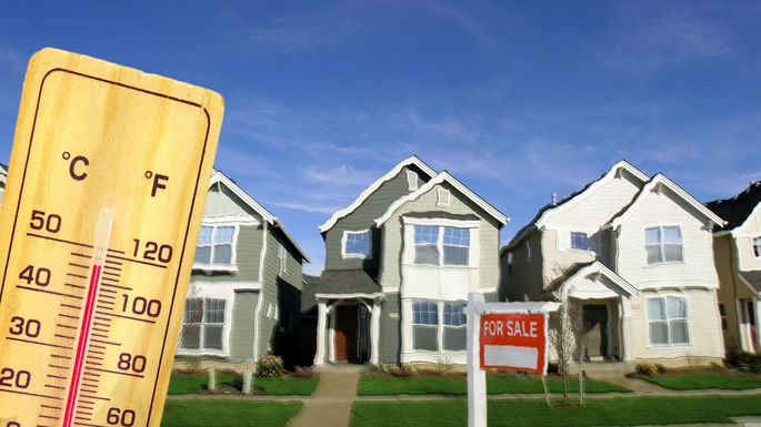 The Heat Is On: 5 Sizzling Reasons to Buy a Home During Housing's Hottest Season