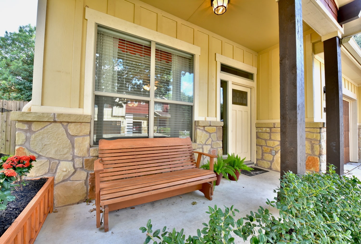 image of front porch bench for real estate photography austin