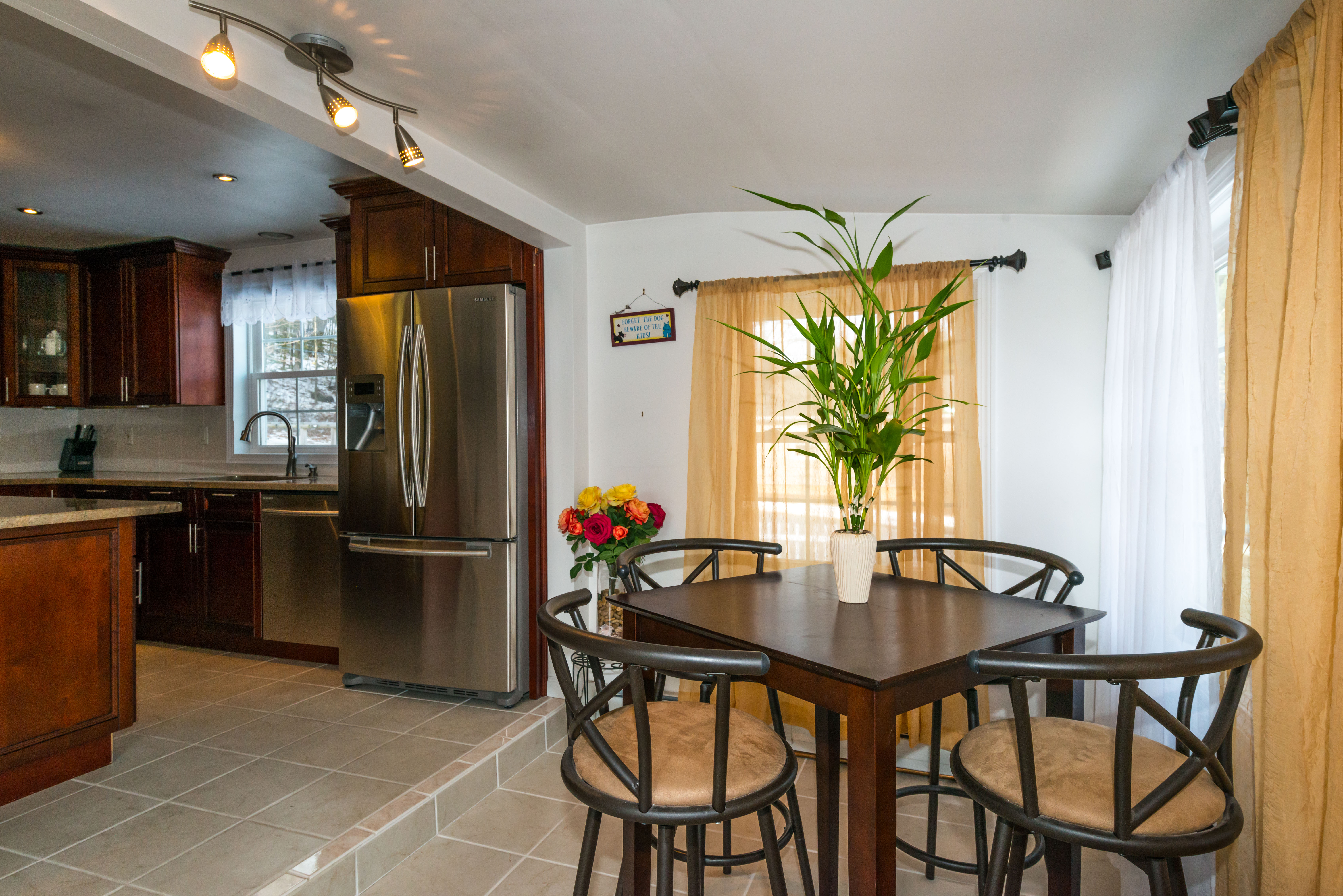 Featured Listing: 3 Drake Lane Canton, CT