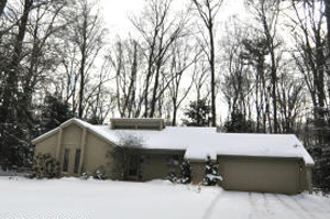 Sold Waukazoo Woods