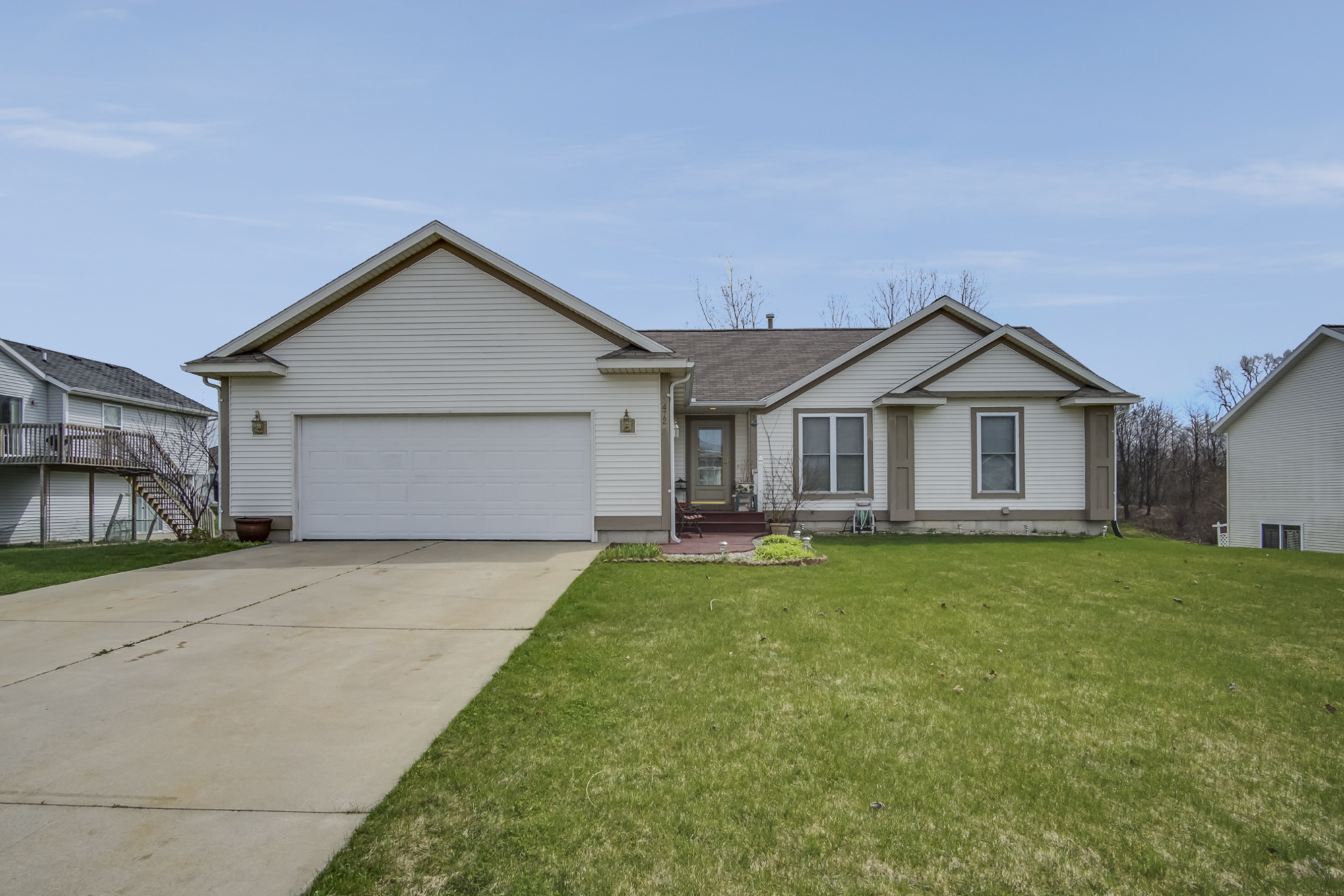 Ranch in Desirable Neighborhood