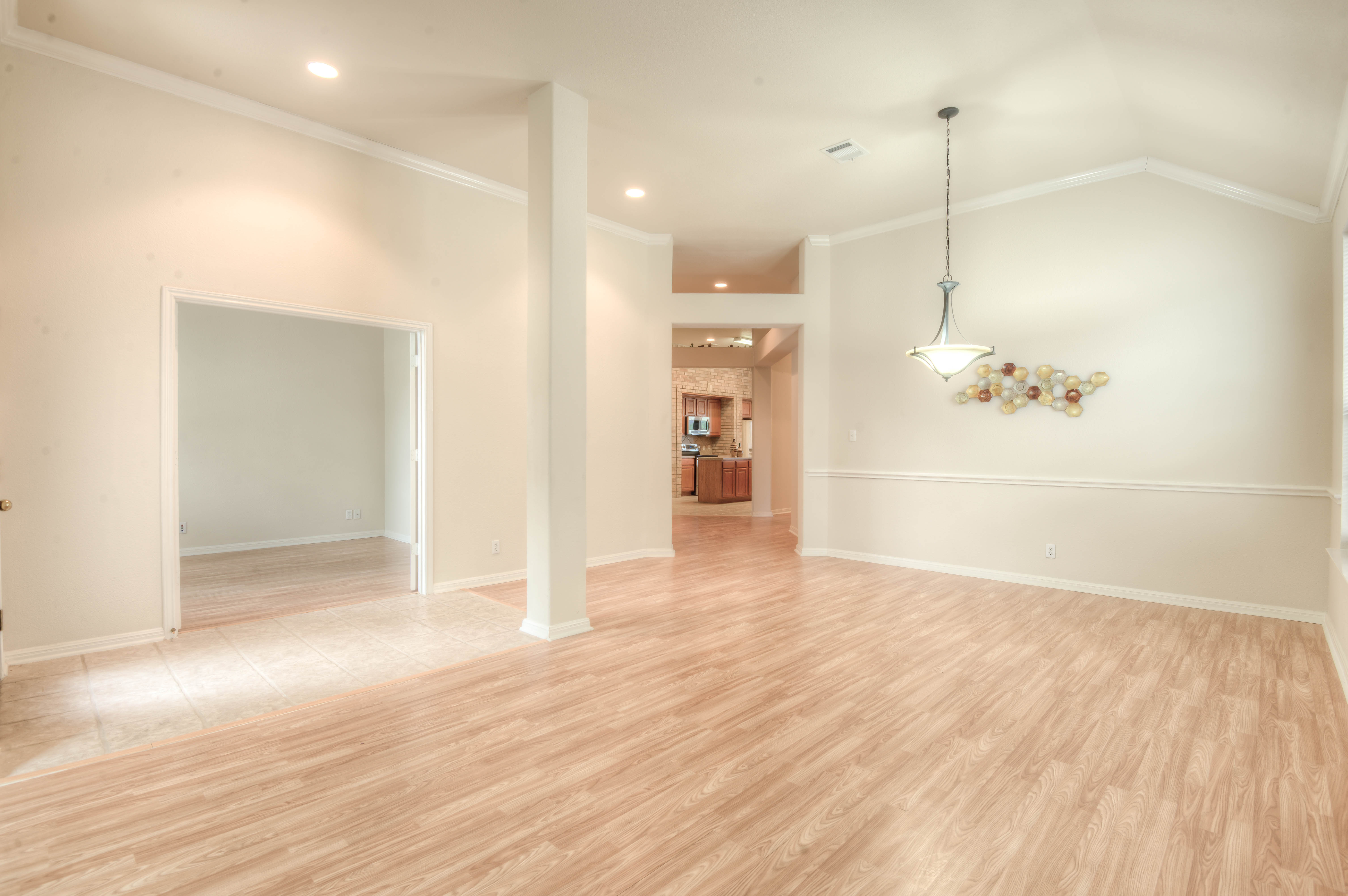 MY LISTING AT 10643 ASHWELL, JUST LISTED AND ALREADY UNDER CONTRACT WITHIN A WEEK!