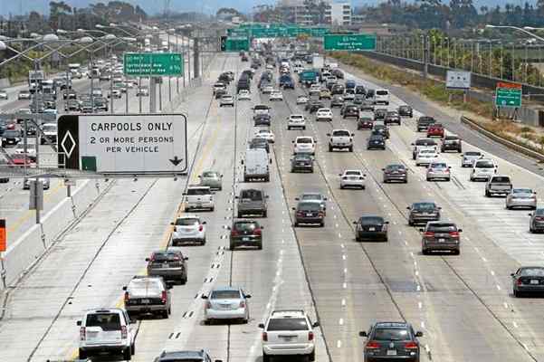 Cal State Long Beach To Help Train, Certify Construction Workers