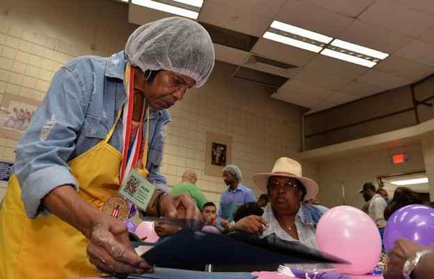 This Central Long Beach Woman Has Fed The Hungry For 14 Years With Proceeds Of Her Pension
