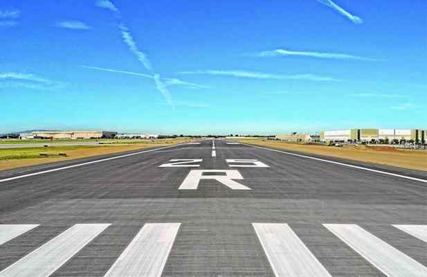 Long Beach Airport Eyes $19 Million Runway Project, To Be Mostly Paid For By FAA Grant