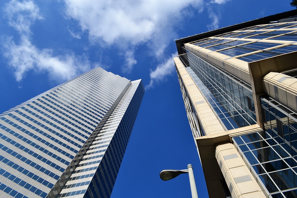 Lease vs. Buy: Which is the smarter choice for commercial office space?