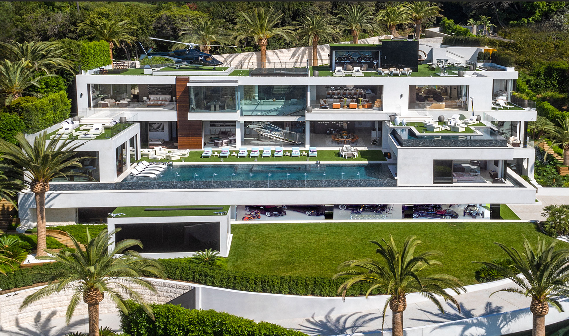 The Mega Mansion That Just Got a $100 Million Dollar Price Reduction