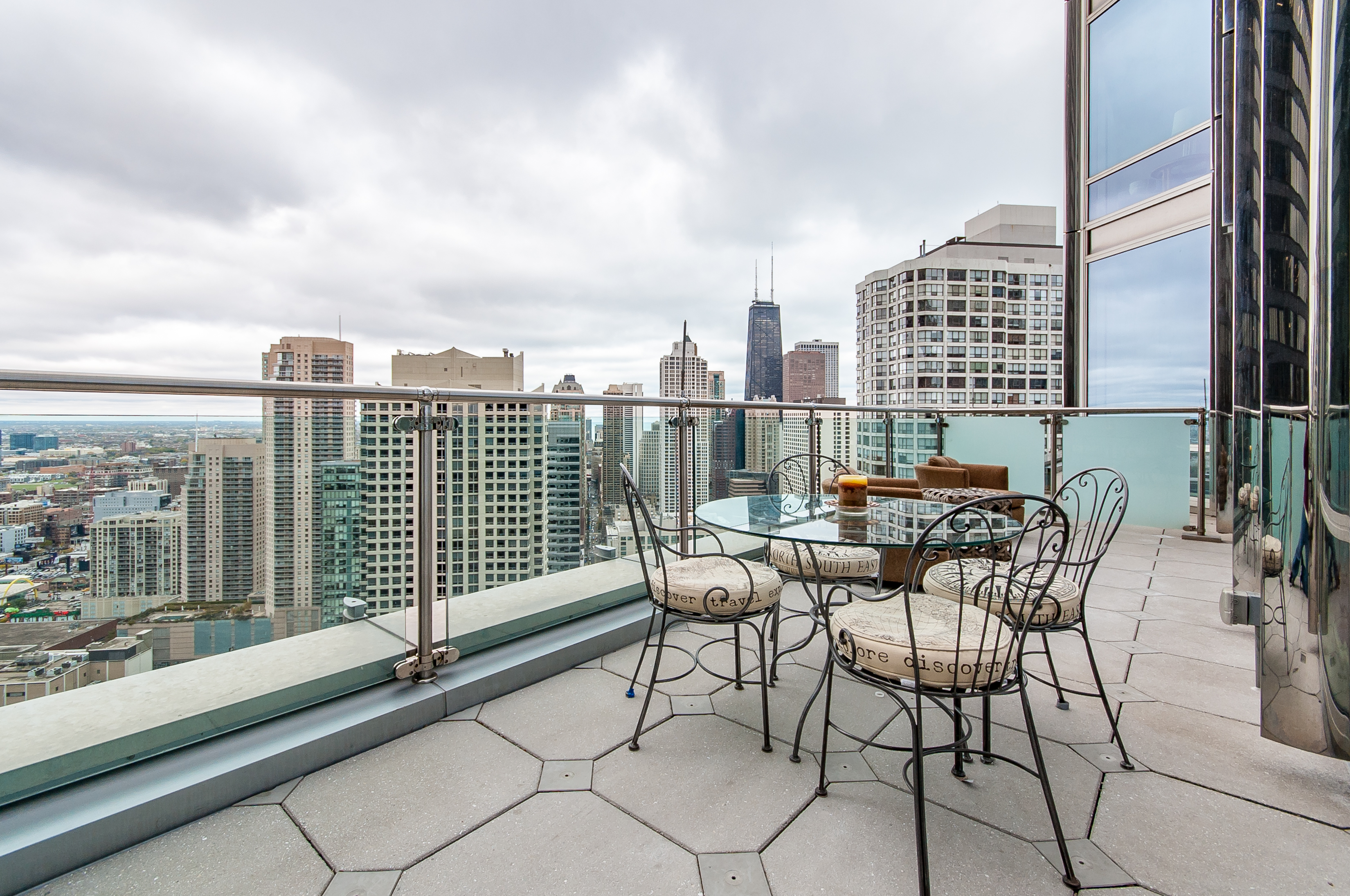 Trump International - Unit 29E - Only 1 Bdr W/Terrace In Building!