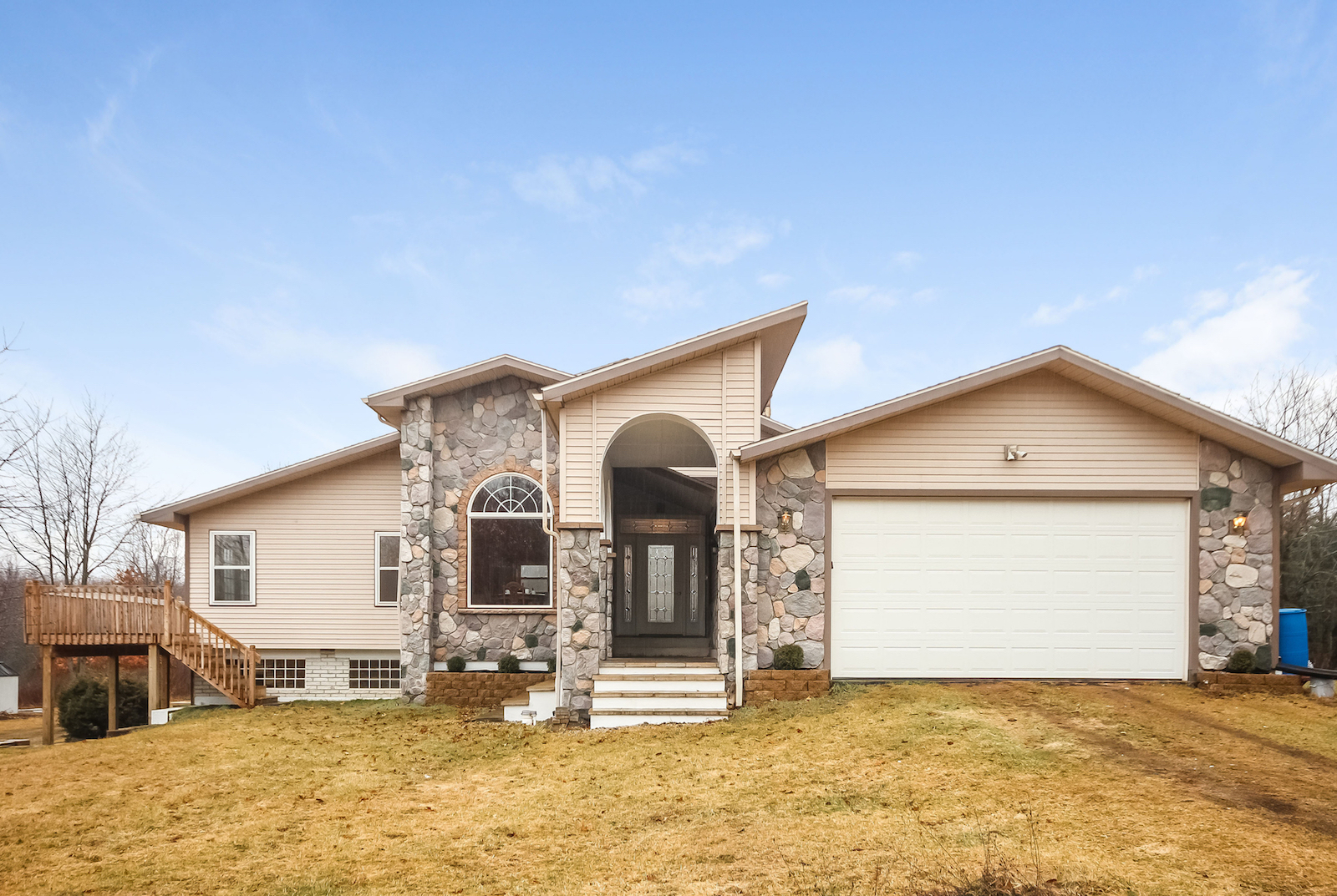2230 Kalmbach Road, Grass Lake Charter Township (sold)