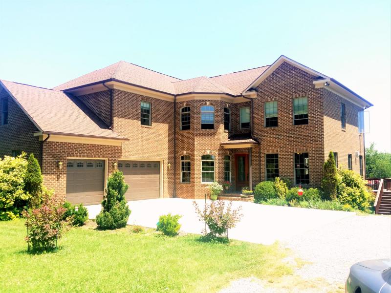 151 Buckland Drive, Lexington