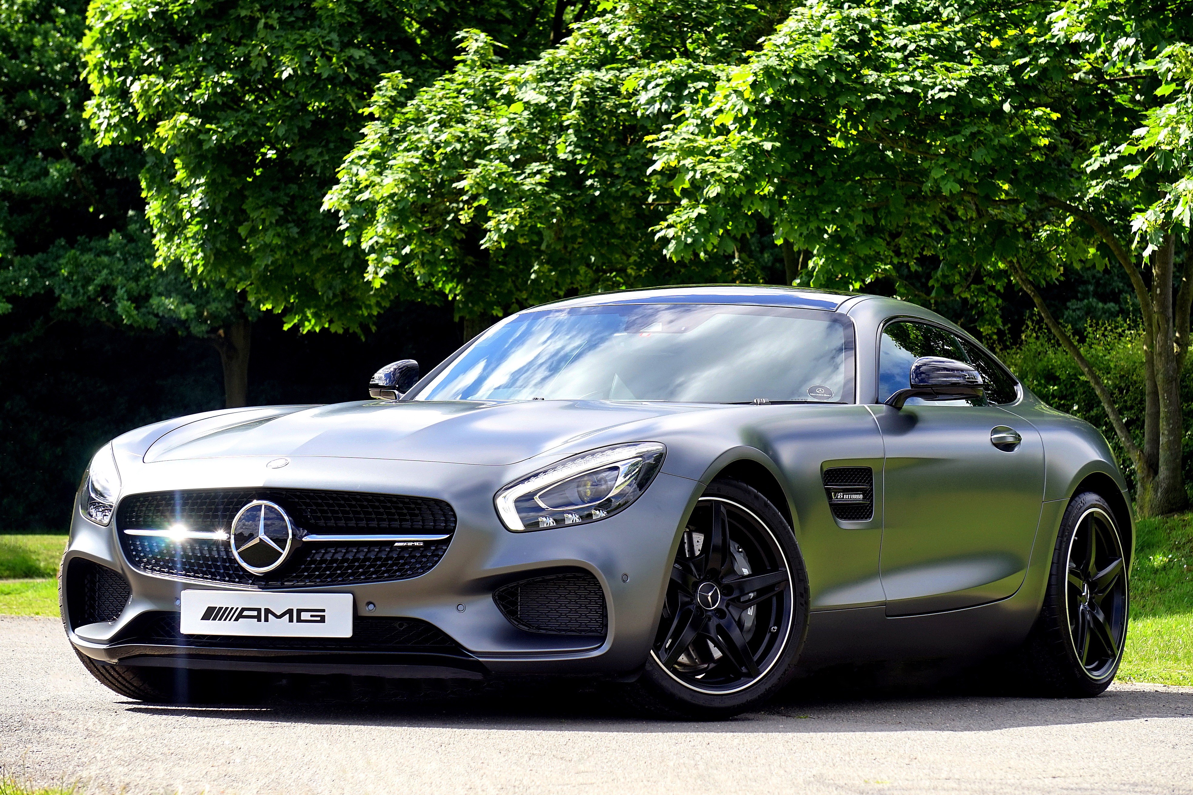 Should Real Estate Agents Drive Fancy Cars?