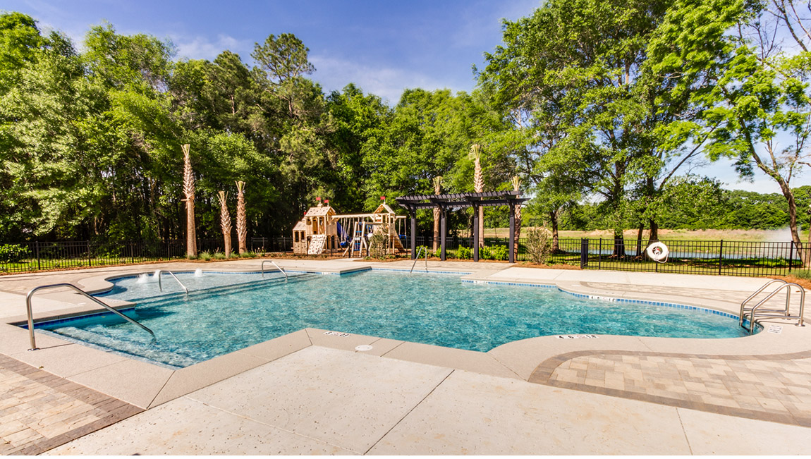 Fairhope Neighborhoods with Community Pools