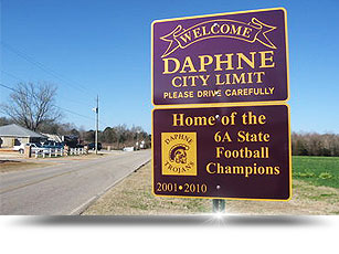 Daphne AL Sign