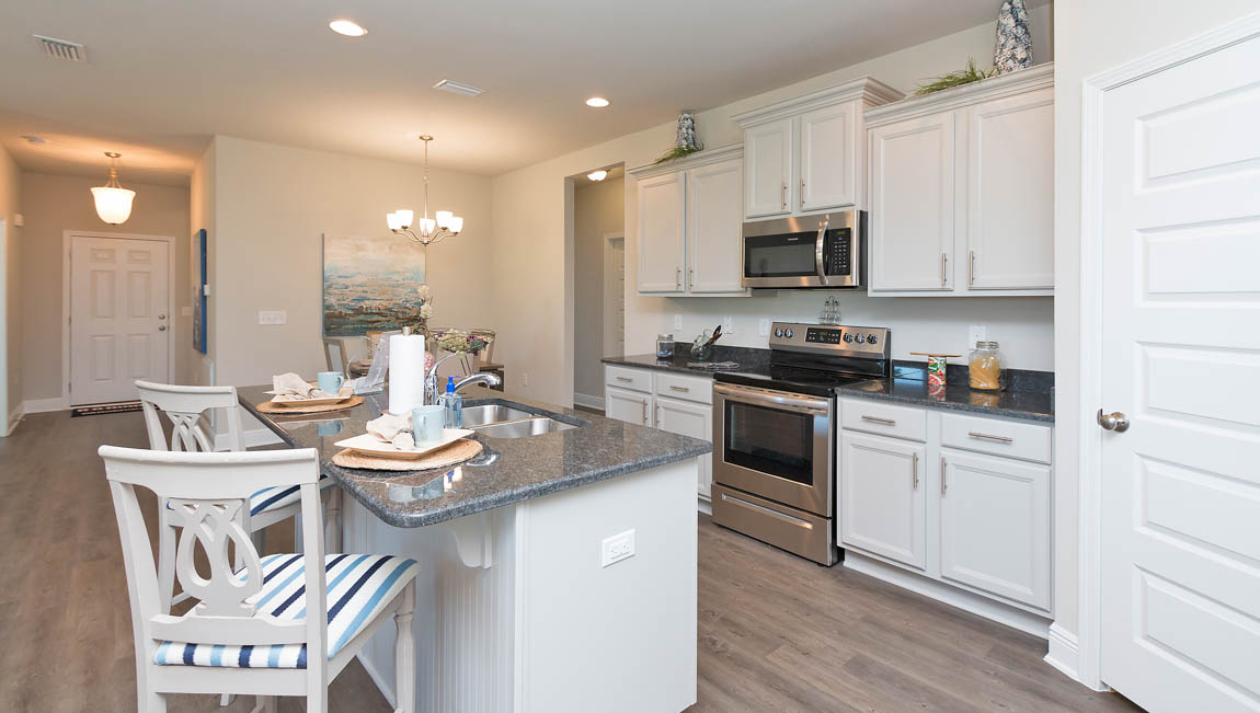 Turnberry Crossings Kitchen