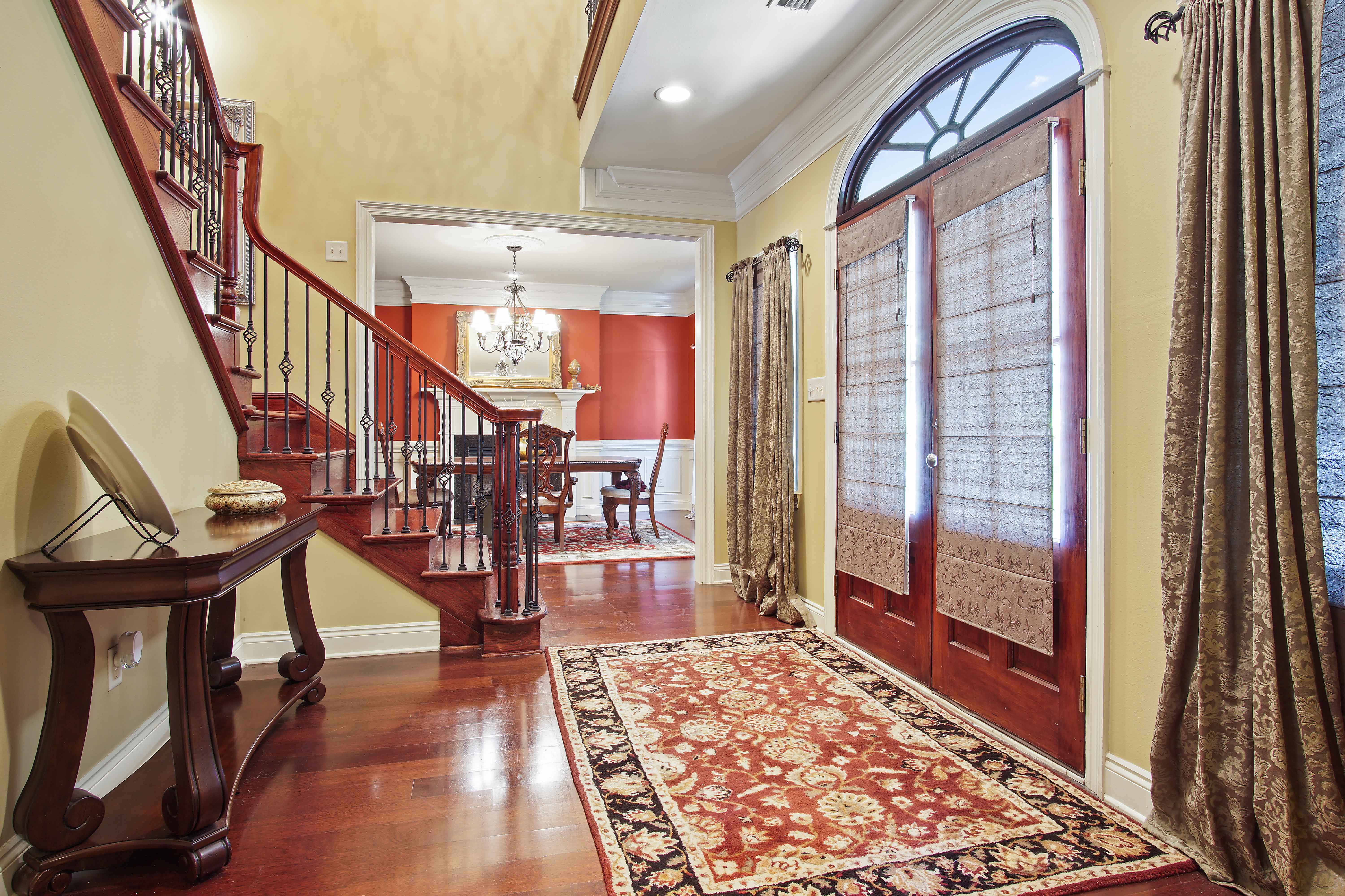 Luxury Loxley Home Foyer