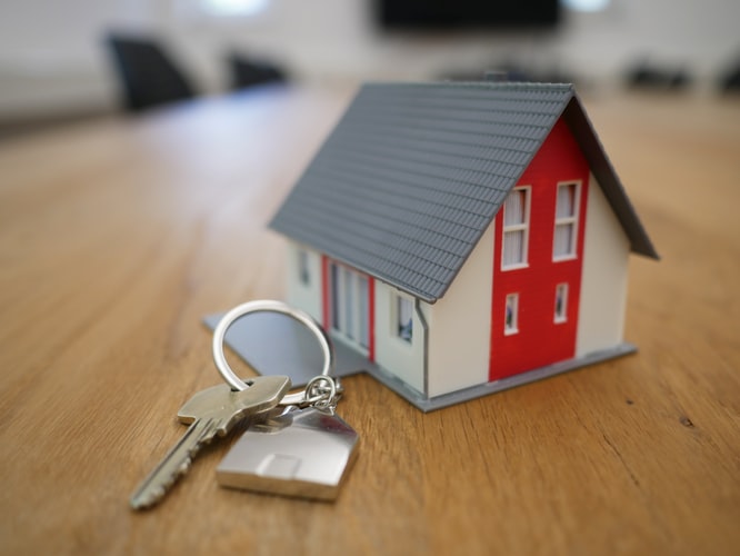 House with Key Chain