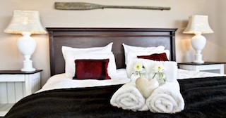 9 Ways to Make Guests Feel at Home During the Holidays