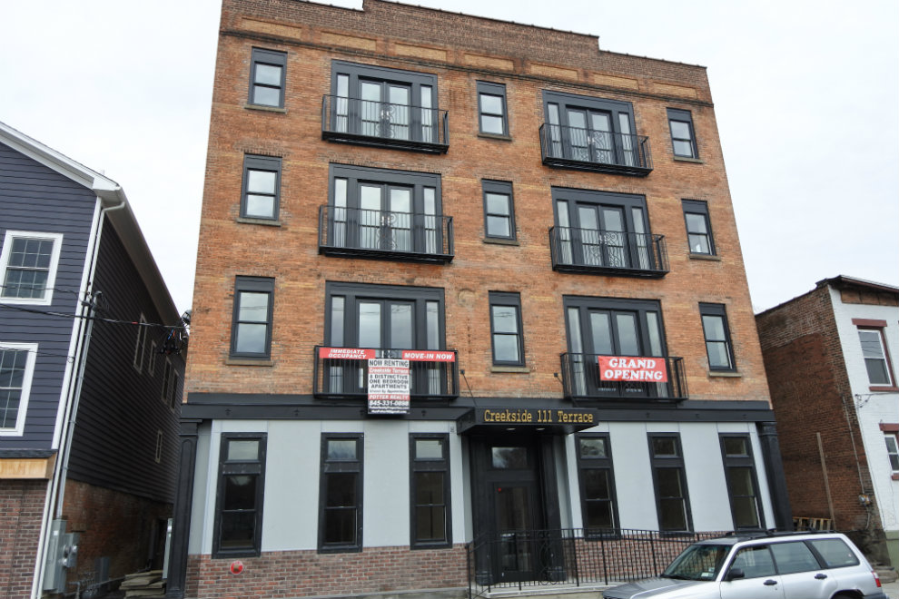 Luxury Living in the Historic Rondout District!