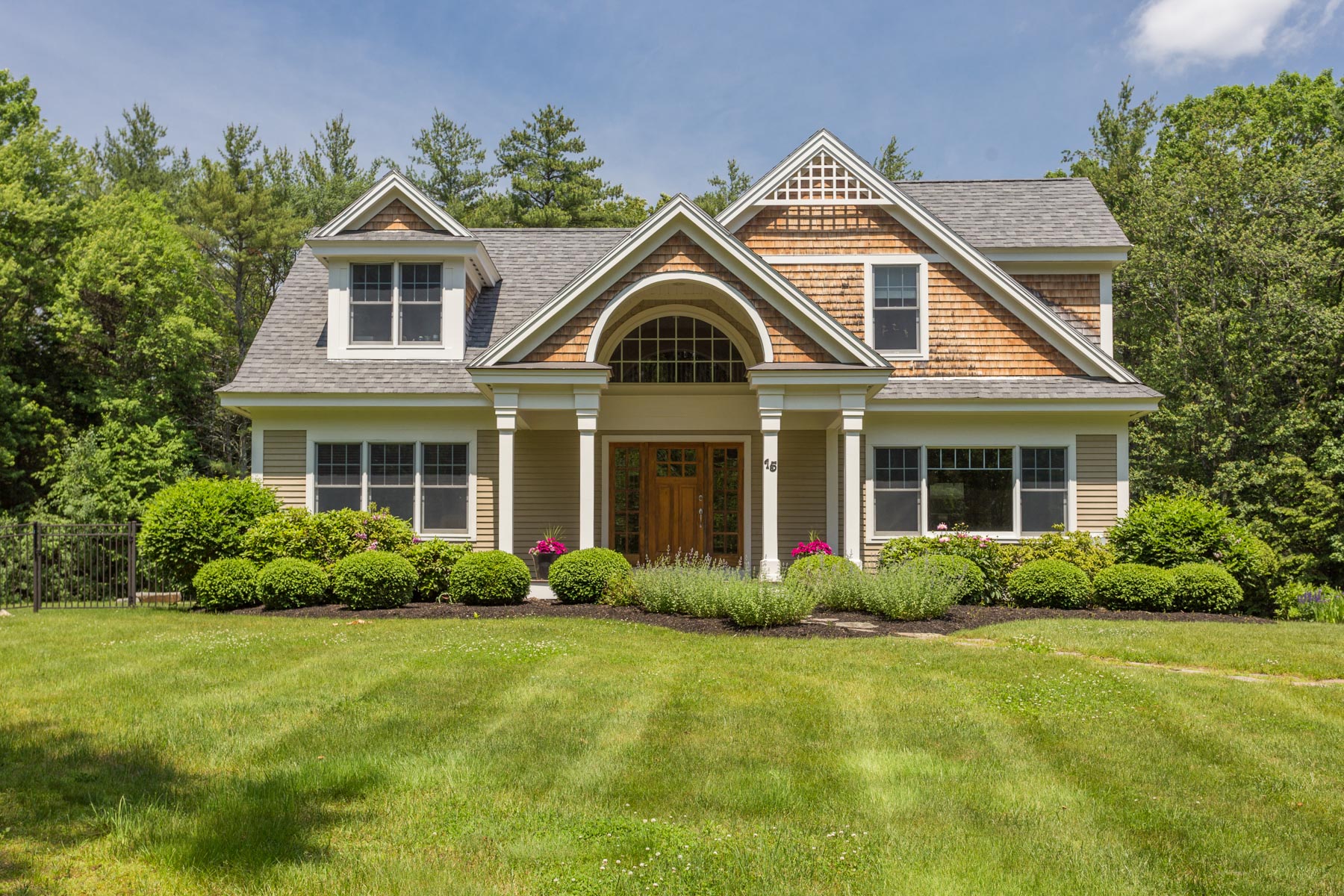 15 Wiggin Way - Stratham - Beautiful Home - Desirable Neighborhood!