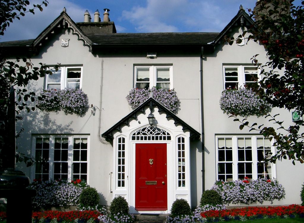 10 THINGS YOU CAN DO TO “ADD VALUE” TO YOUR HOME