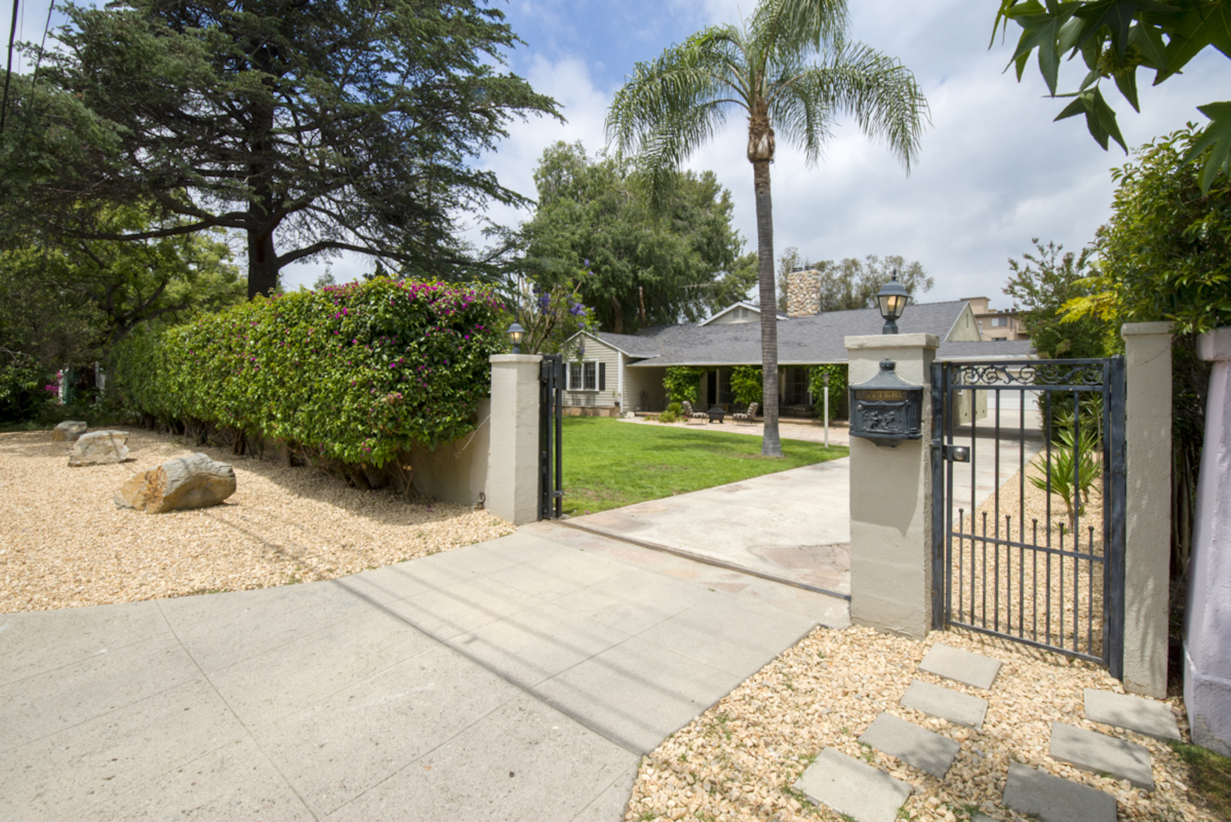 11819 Kling Street | Valley Village