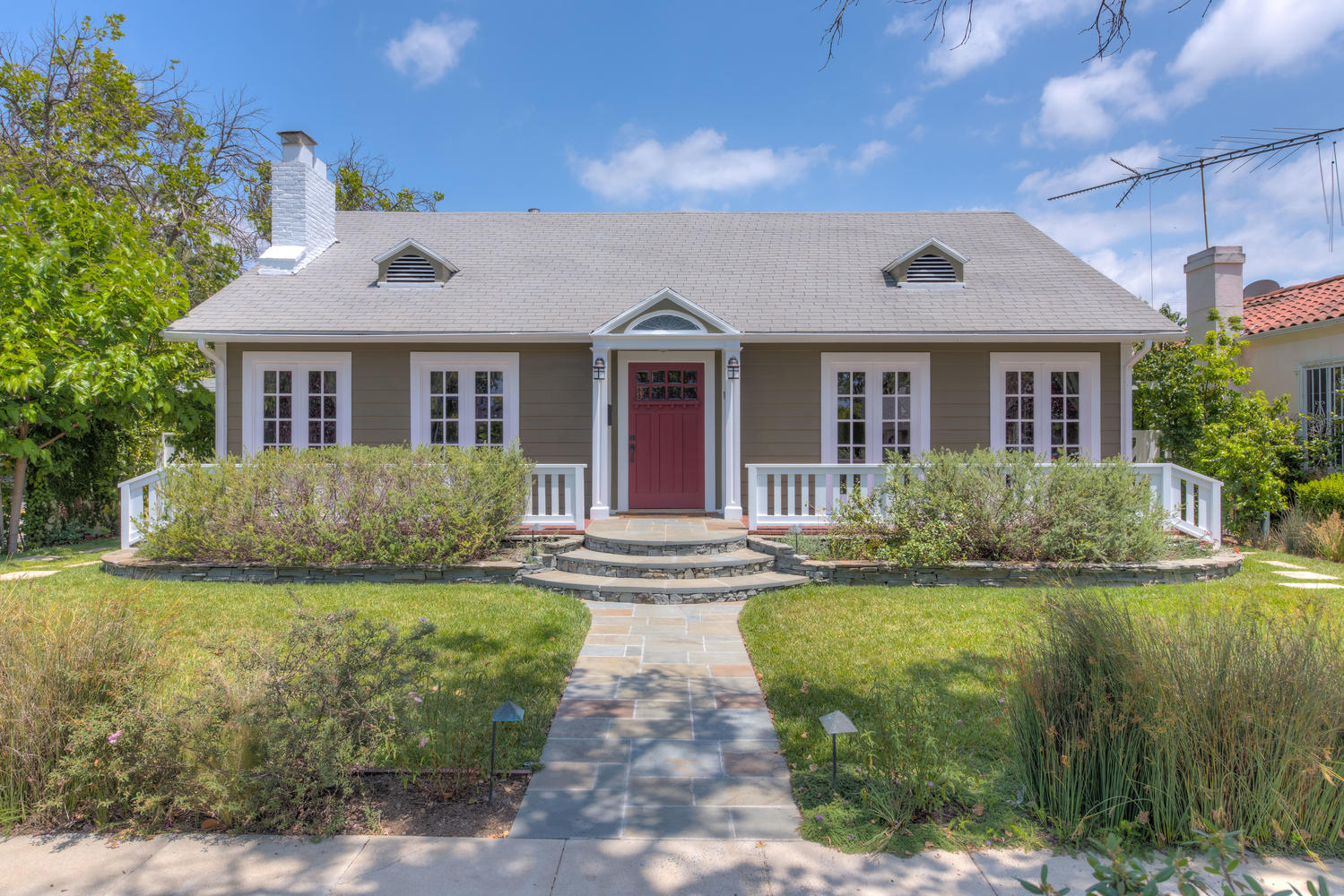 600 S Mansfield Avenue | Los Angeles