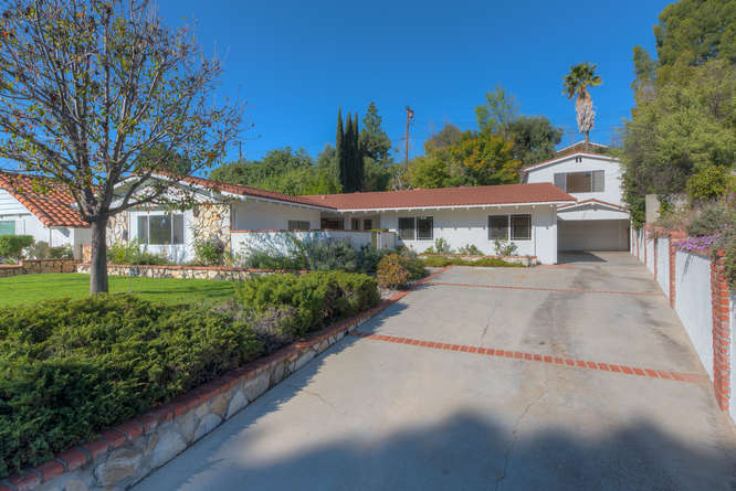 16423 Barneston Street | Granada Hills