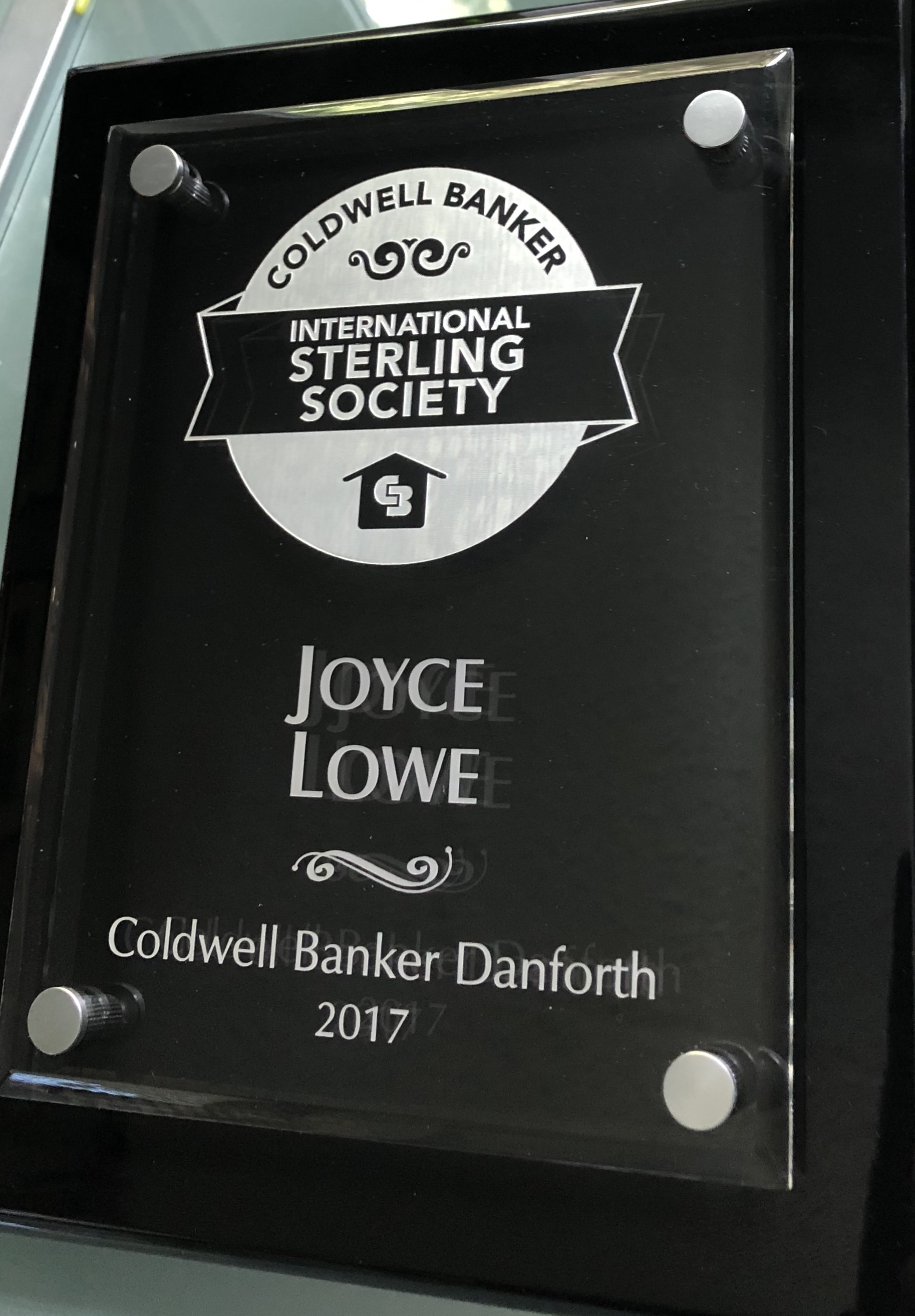 Joyce’s Voice....Thank you everyone who helped me make 2017 a great year!!
