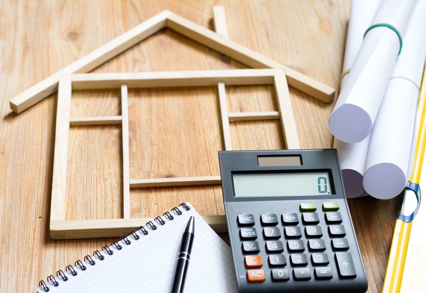 3 Reasons to Live in a New Home Before Renovating